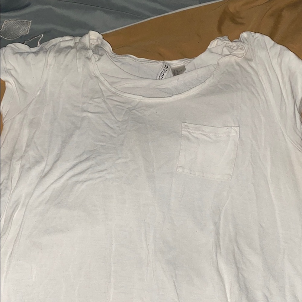 White t shirt